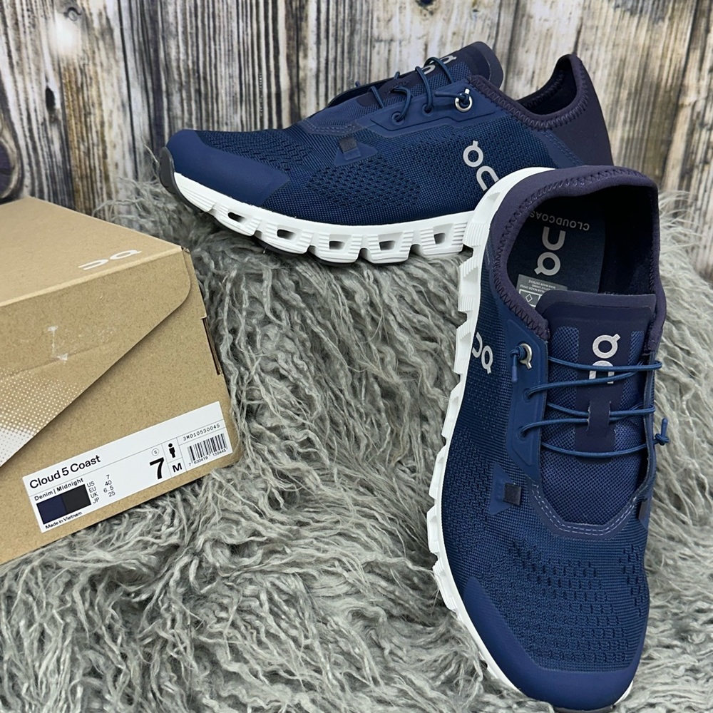 On Running Cloud 5 Coast Men's Running Shoes - Navy M7/W8